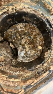 caixa-de-gordura-desentupir